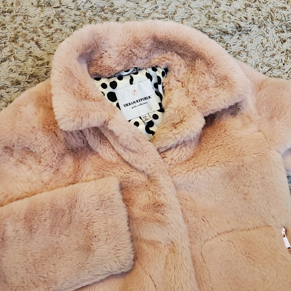 Urban Republic Girls Collection Pink Fur Jaceket Size L‎ 6X